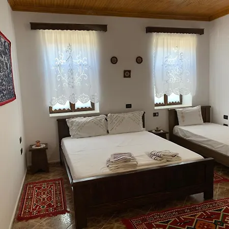 Iljesa Гостевой дом Берат
