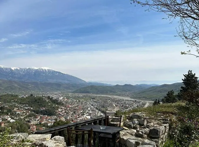 Iljesa 3* Berat
