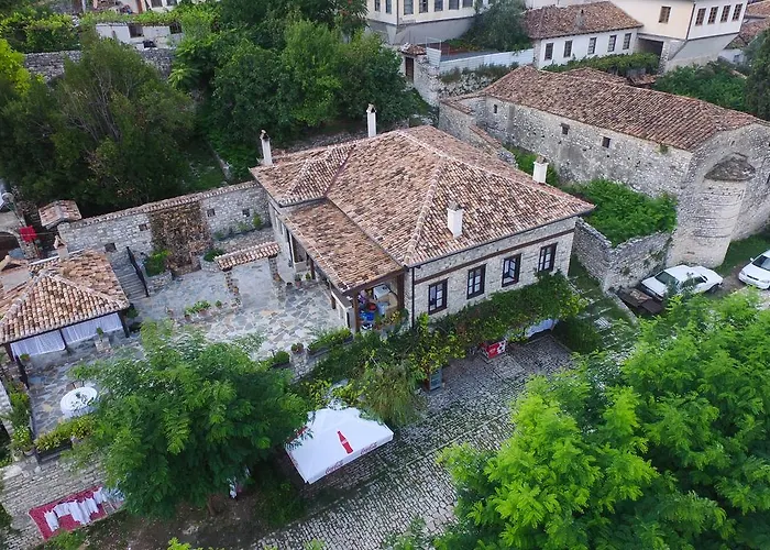 Iljesa 3* Berat