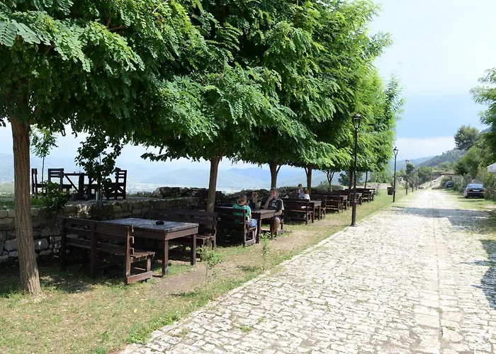 Guest house Iljesa 3*