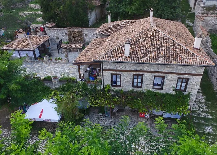 Guest house Iljesa 3*